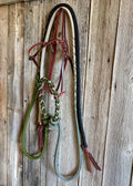 Mors de hackamore Loping et rênes divisé en 12 brins de la marque Slippery Moon Mecates, accessoires équestres.