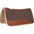 Tapis de selle en feutre gris et mouton Mustang, 32 x 31 x 1"