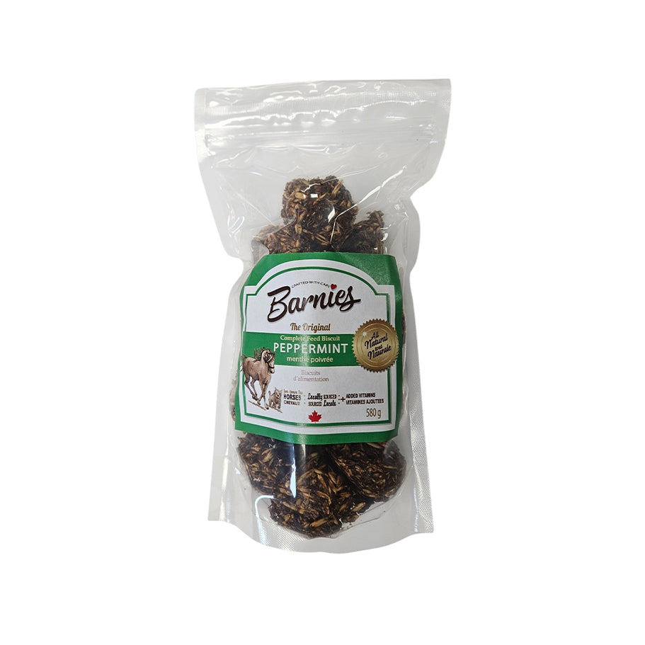 Friandises pour chevaux Barnies de 580g, en soin pour chevaux, marque Centurion Supply, avec friandises visibles dans l'image