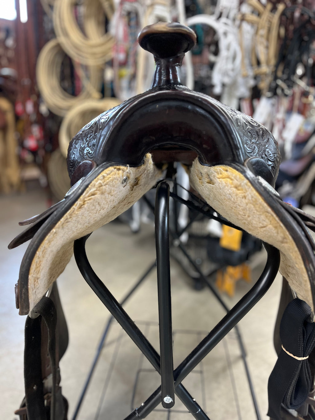Selle Western usagée Silver Supreme par ES Sellerie Western, vue détaillée de la selle en cuir