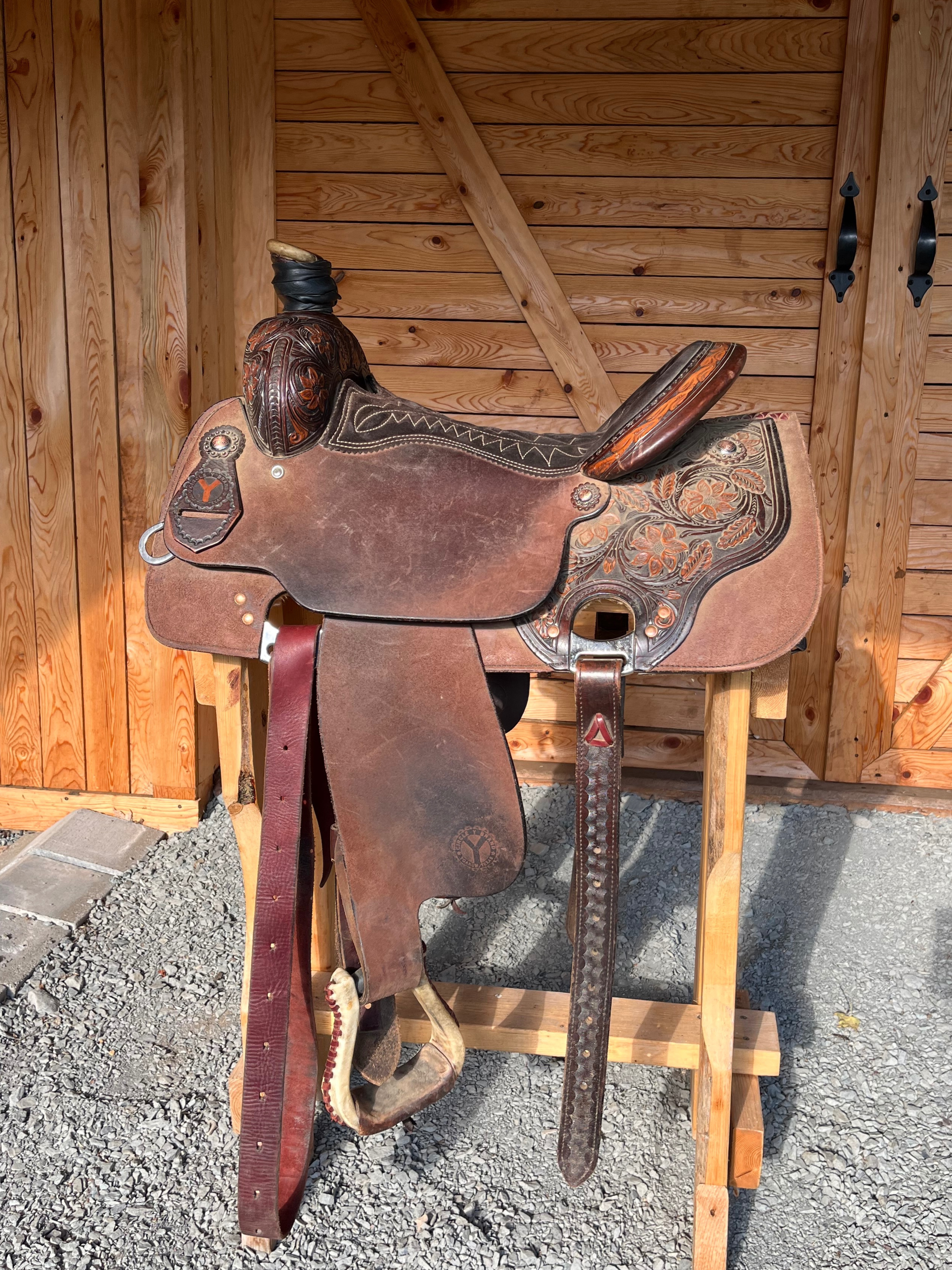 Nettoyage de selles western Lévis Québec