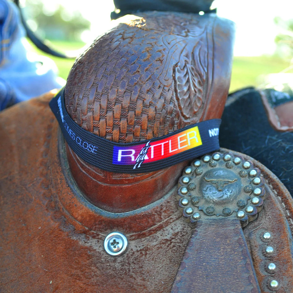 Courroie élastique pour lasso Rattler, accessoire équestre de la marque Equibrand, visible en détail.